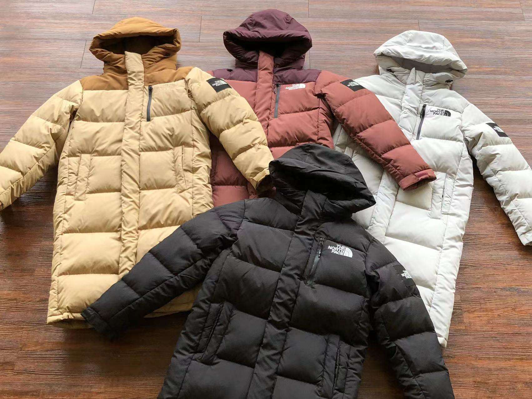 Alternative view of Chaqueta Larga TNF