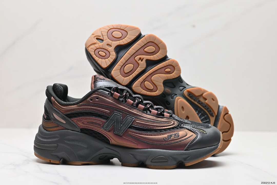 Alternative view of New Balance 1000 Negro/Bronce