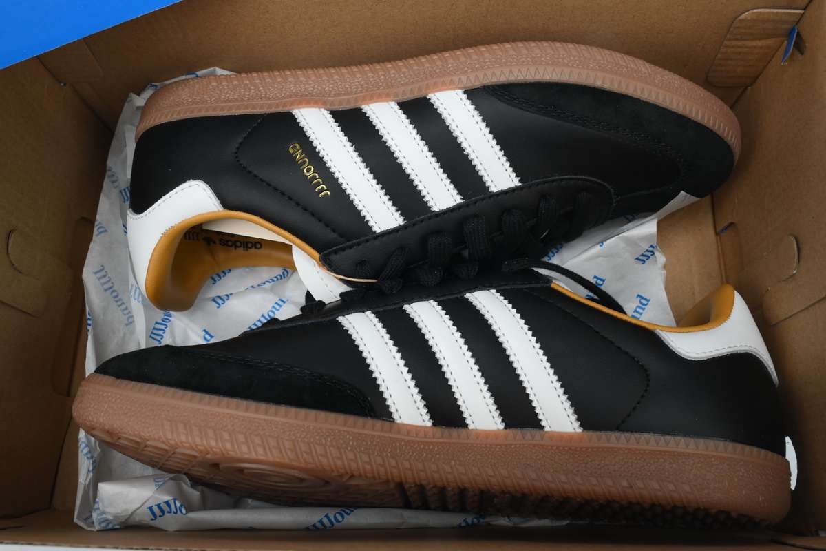 JJJJound x Adidas Originals Samba Negras - Imagen 5